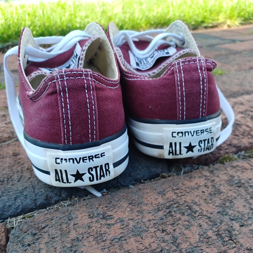 New Converse low dark burgandy red unisex shoes sneakers size - Mens 5 Womens 7 - Picture 2 of 6